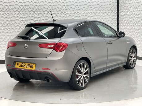 Alfa Romeo Giulietta 1.7 Giulietta Veloce TBi Semi-Auto 5dr 7