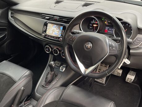 Alfa Romeo Giulietta 1.7 Giulietta Veloce TBi Semi-Auto 5dr 10