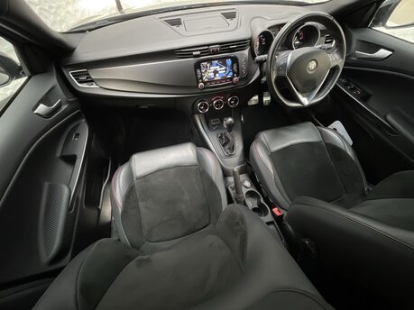 Alfa Romeo Giulietta 1.7 Giulietta Veloce TBi Semi-Auto 5dr 16