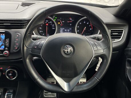 Alfa Romeo Giulietta 1.7 Giulietta Veloce TBi Semi-Auto 5dr 18