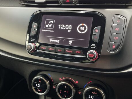 Alfa Romeo Giulietta 1.7 Giulietta Veloce TBi Semi-Auto 5dr 27