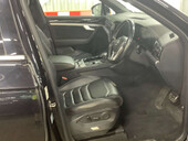 Volkswagen Touareg 3.0 Touareg V6 R-Line Tech TDI Auto 4WD 5dr 3