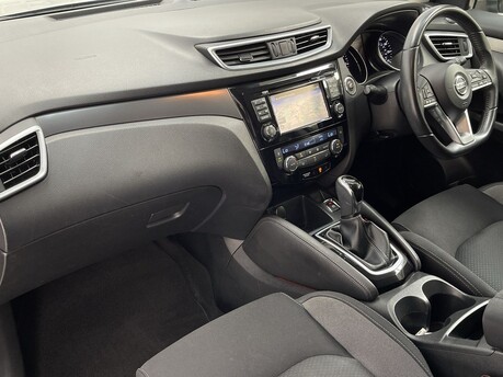 Nissan Qashqai 1.2 Qashqai N-Connecta DiG-T CVT 5dr 11