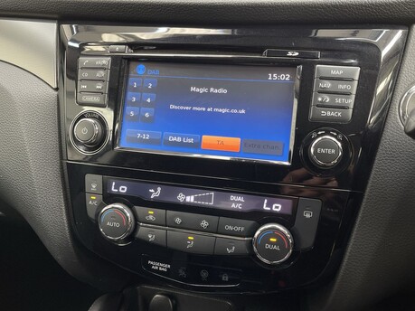 Nissan Qashqai 1.2 Qashqai N-Connecta DiG-T CVT 5dr 22