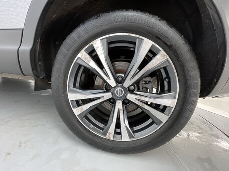 Nissan Qashqai 1.2 Qashqai N-Connecta DiG-T CVT 5dr 39