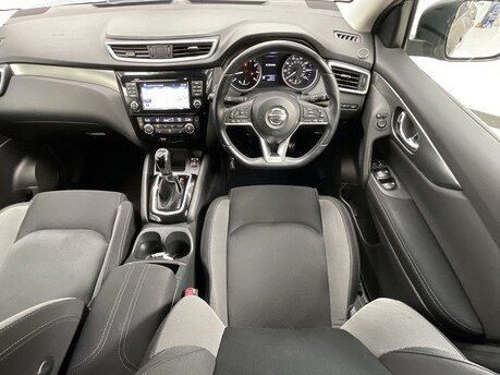 Nissan Qashqai 1.2 Qashqai N-Connecta DiG-T CVT 5dr 13
