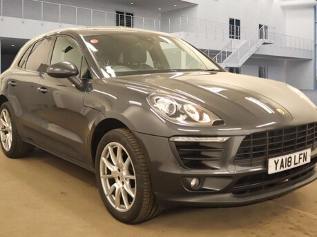 Porsche Macan 2.0 Macan Semi-Auto 4WD 5dr