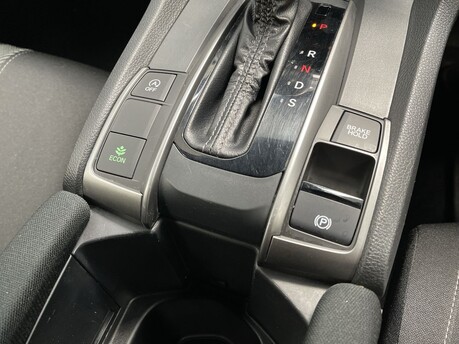 Honda Civic 1.0 VTEC Turbo SE CVT Euro 6 (s/s) 5dr 26