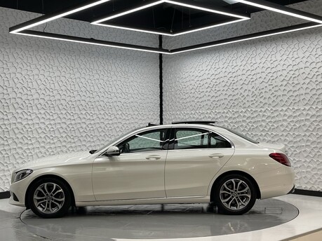 Mercedes-Benz C Class 2.1 C 220 Sport D Auto 4dr 4