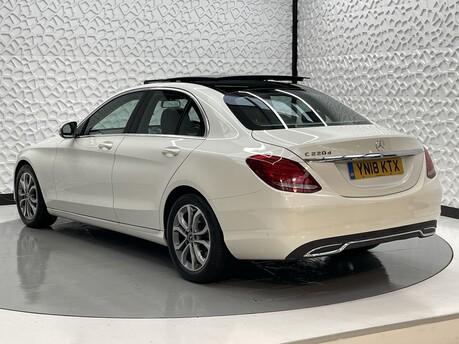 Mercedes-Benz C Class 2.1 C 220 Sport D Auto 4dr 5