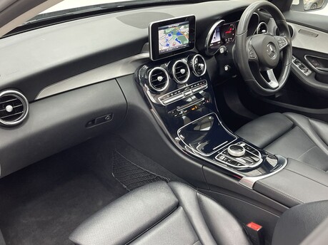 Mercedes-Benz C Class 2.1 C 220 Sport D Auto 4dr 11