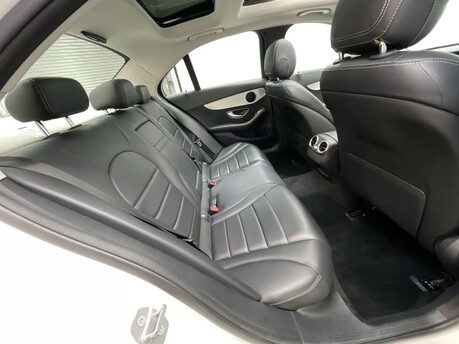 Mercedes-Benz C Class 2.1 C 220 Sport D Auto 4dr 34