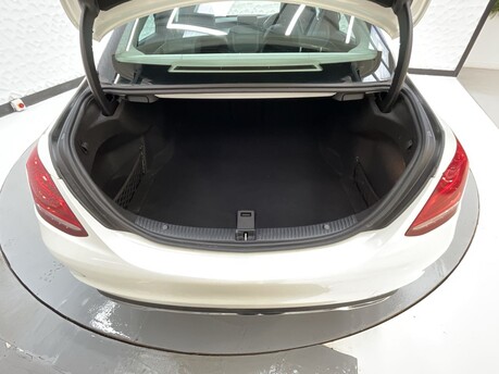 Mercedes-Benz C Class 2.1 C 220 Sport D Auto 4dr 36