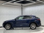 Alfa Romeo Stelvio 2.1 Stelvio Speciale TD AWD Auto 4WD 5dr 4