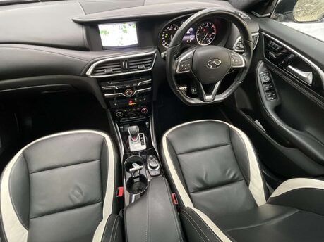 Infiniti Q30 2.1 Q30 Sport Tech D AWD Auto 4WD 5dr 28