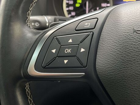 Infiniti Q30 2.1 Q30 Sport Tech D AWD Auto 4WD 5dr 33