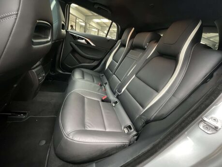 Infiniti Q30 2.1 Q30 Sport Tech D AWD Auto 4WD 5dr 41