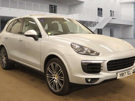 Porsche Cayenne 3.0 Cayenne D Platinum Edition V6 Tiptronic S A 4WD 5dr