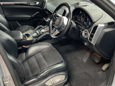 Porsche Cayenne 3.0 Cayenne D Platinum Edition V6 Tiptronic S A 4WD 5dr 3