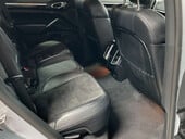 Porsche Cayenne 3.0 Cayenne D Platinum Edition V6 Tiptronic S A 4WD 5dr 4