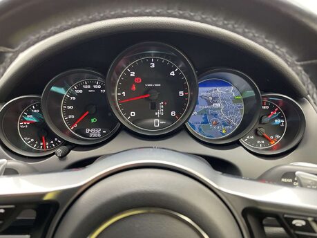 Porsche Cayenne 3.0 Cayenne D Platinum Edition V6 Tiptronic S A 4WD 5dr 6