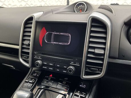 Porsche Cayenne 3.0 Cayenne D Platinum Edition V6 Tiptronic S A 4WD 5dr 8