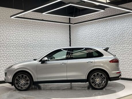 Porsche Cayenne 3.0 Cayenne D Platinum Edition V6 Tiptronic S A 4WD 5dr 19