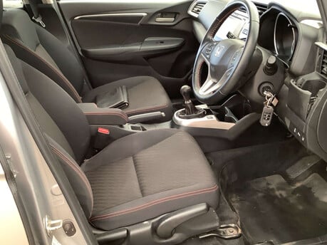 Honda Jazz 1.5 Jazz Sport Navi i-VTec 5dr 3