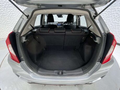 Honda Jazz 1.5 Jazz Sport Navi i-VTec 5dr 10