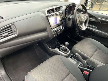 Honda Jazz 1.5 Jazz Sport Navi i-VTec 5dr 26