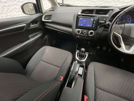 Honda Jazz 1.5 Jazz Sport Navi i-VTec 5dr 28