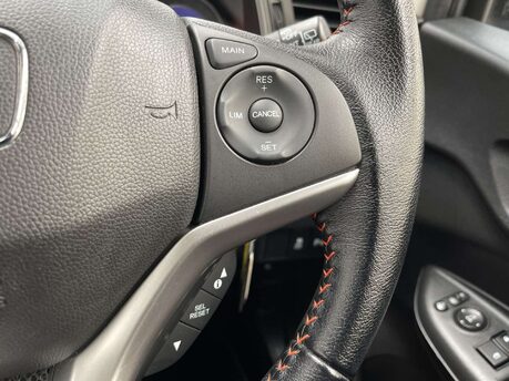 Honda Jazz 1.5 Jazz Sport Navi i-VTec 5dr 33