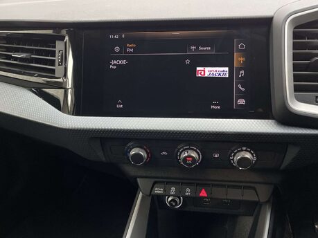 Audi A1 1.0 A1 Sportback 30 TFSI Sport 5dr 18