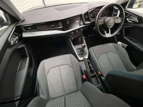 Audi A1 1.0 A1 Sportback 30 TFSI Sport 5dr 28