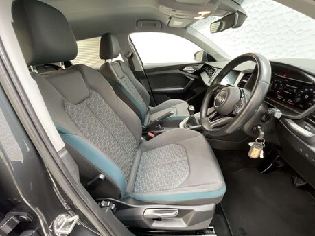 Audi A1 1.0 A1 Sportback 30 TFSI Sport 5dr 29