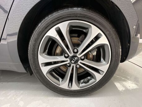 Kia Ceed 1.6 Ceed 4 ISG CRDi 5dr 44