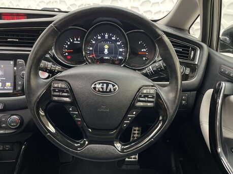 Kia Ceed 1.6 Ceed 4 ISG CRDi 5dr 31