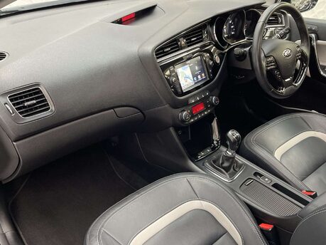 Kia Ceed 1.6 Ceed 4 ISG CRDi 5dr 14