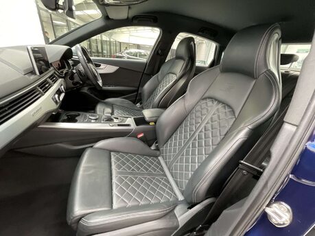Audi A4 3.0 S4 TFSI Quattro Auto 4WD 4dr 28