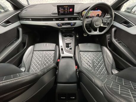 Audi A4 3.0 S4 TFSI Quattro Auto 4WD 4dr 31