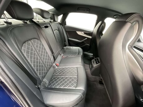 Audi A4 3.0 S4 TFSI Quattro Auto 4WD 4dr 40