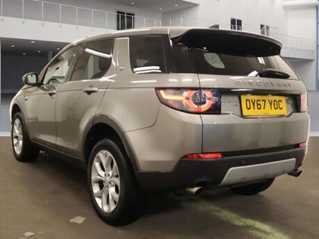 Land Rover Discovery Sport 2.0 Discovery Sport HSE TD4 Auto 4WD 5dr 9