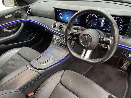 Mercedes-Benz E Class 2.0 E 300 AMG Line de Auto 5dr 2