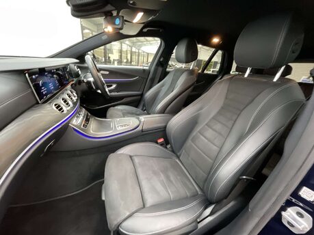 Mercedes-Benz E Class 2.0 E 300 AMG Line de Auto 5dr 29