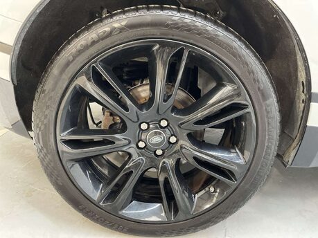 Land Rover Range Rover Velar 2.0 Range Rover Velar R-Dynamic S D240 Auto 4WD 5dr 9