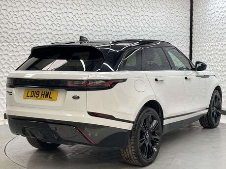 Land Rover Range Rover Velar 2.0 Range Rover Velar R-Dynamic S D240 Auto 4WD 5dr 17