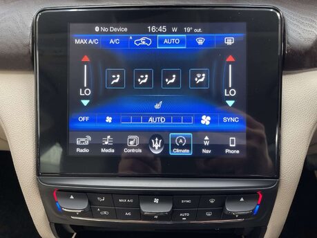 Maserati Quattroporte 3.0 Quattroporte S Auto 4dr 24