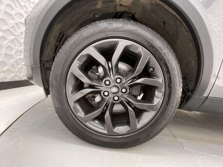 Land Rover Discovery Sport 2.0 Discovery Sport Landmark TD4 Auto 4WD 5dr 9