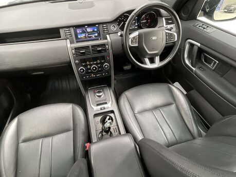 Land Rover Discovery Sport 2.0 Discovery Sport Landmark TD4 Auto 4WD 5dr 29