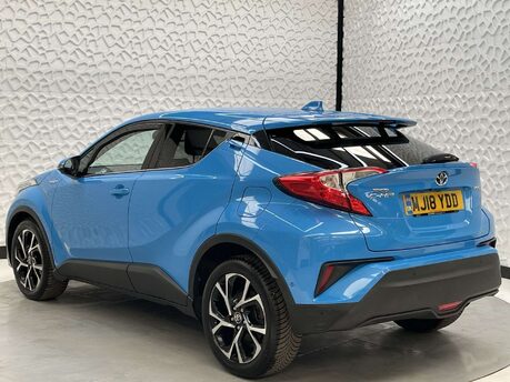 Toyota C-HR 1.8 C-HR Design HEV CVT 5dr 3